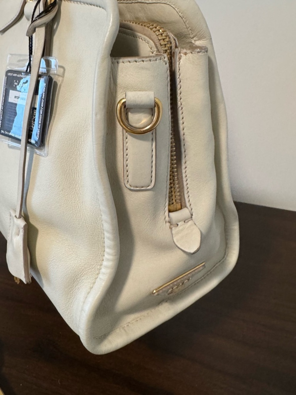 ✨PRADA AUTHENTICATED Vitello Leather Top Handle Satchel | Leather int. - AS IS - Picture 11 of 15
